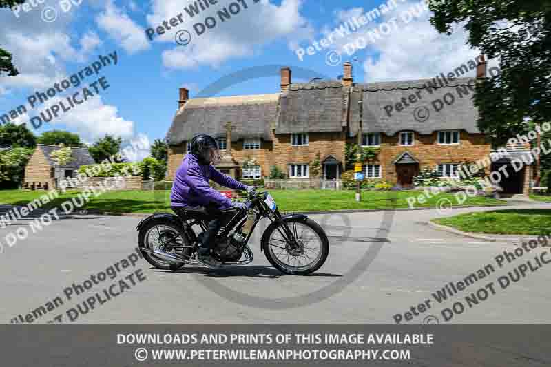 Vintage motorcycle club;eventdigitalimages;no limits trackdays;peter wileman photography;vintage motocycles;vmcc banbury run photographs